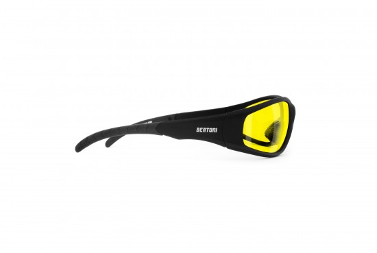 Stopwind sunglasses with antifog and policarbonate anticrash lenses with 2,2mm of thickness Bertoni. Antifog Sunglasses AF152A 